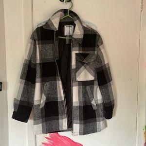 GARAGE OVERSIZED PLAID JACKET